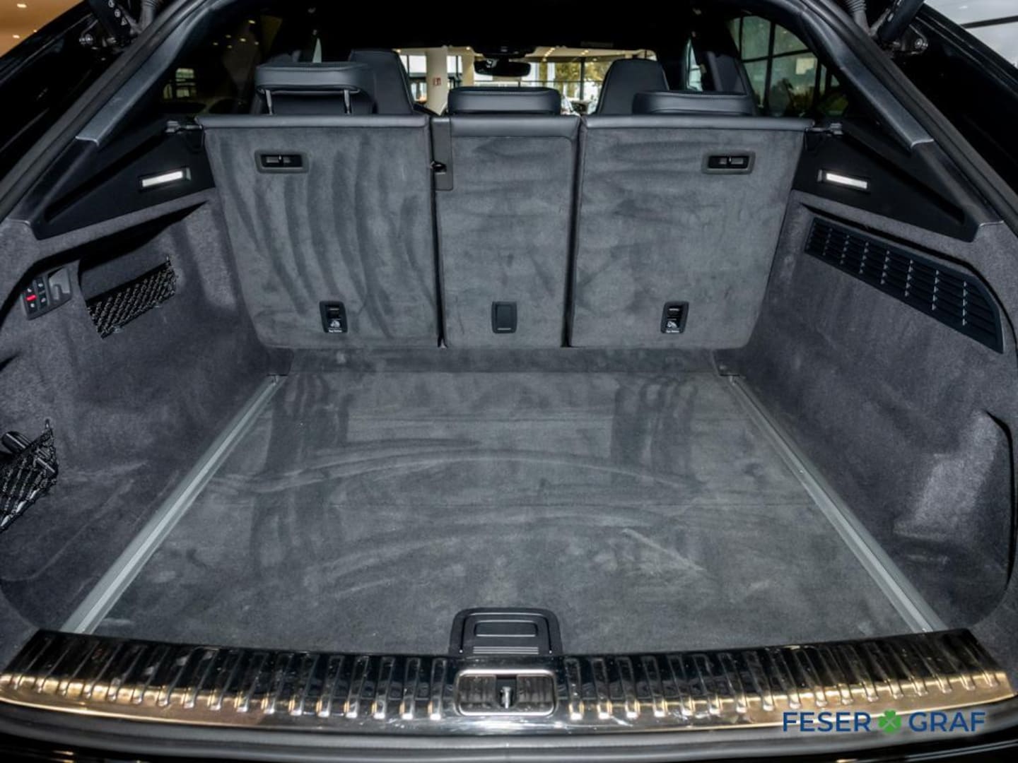 Bild über Audi Q8 SUV 50 TDI quattro tiptronic - für weitere Informationen kontaktieren Sie den Audi Partner
