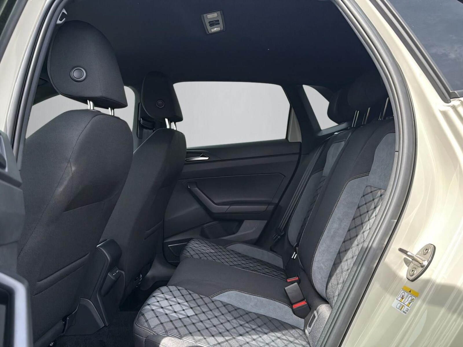 Volkswagen Polo – Bild 10