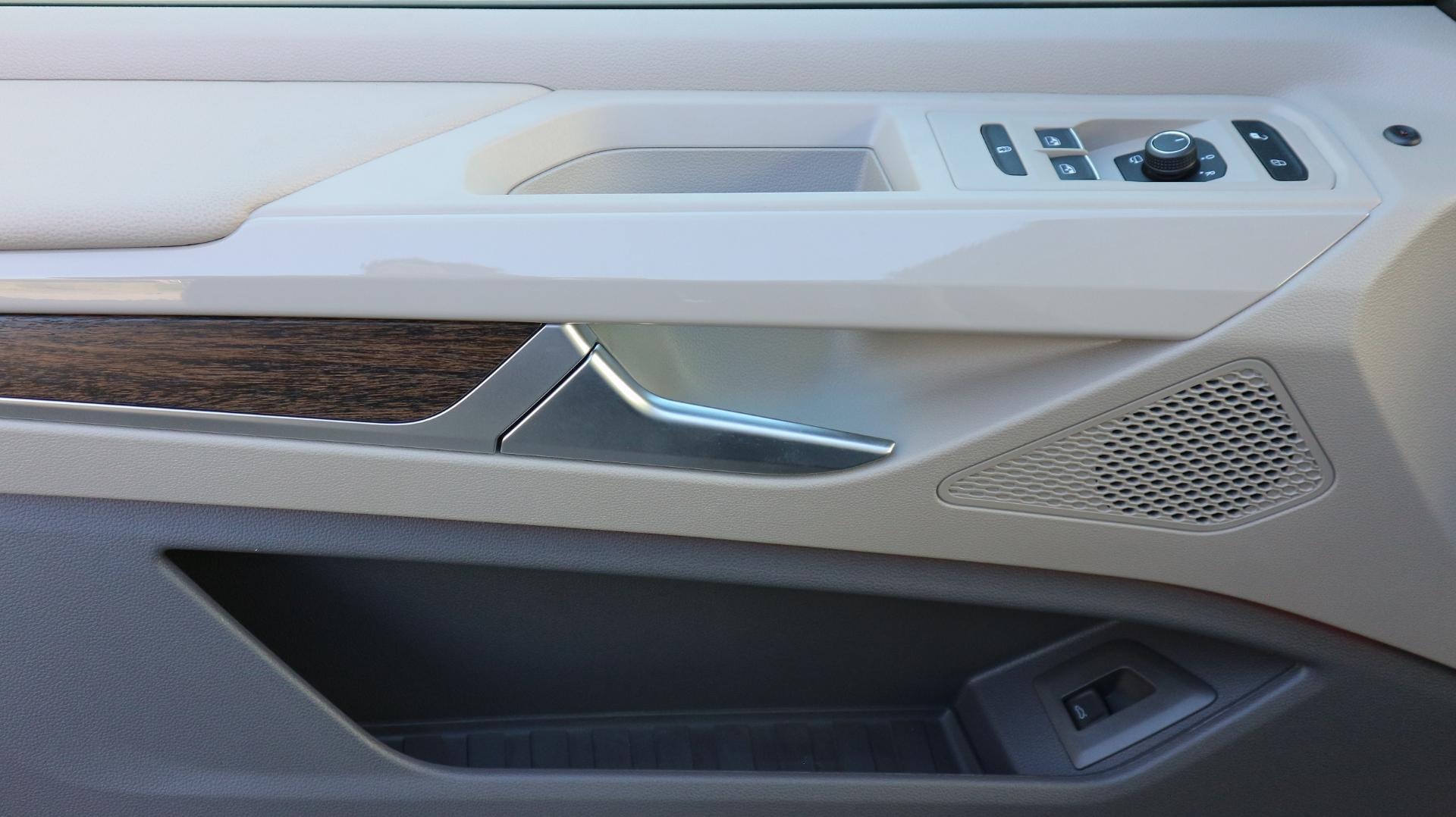 Volkswagen Multivan Style