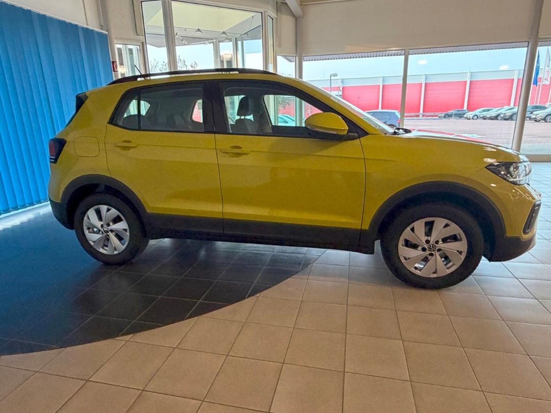 Volkswagen T-Cross Life