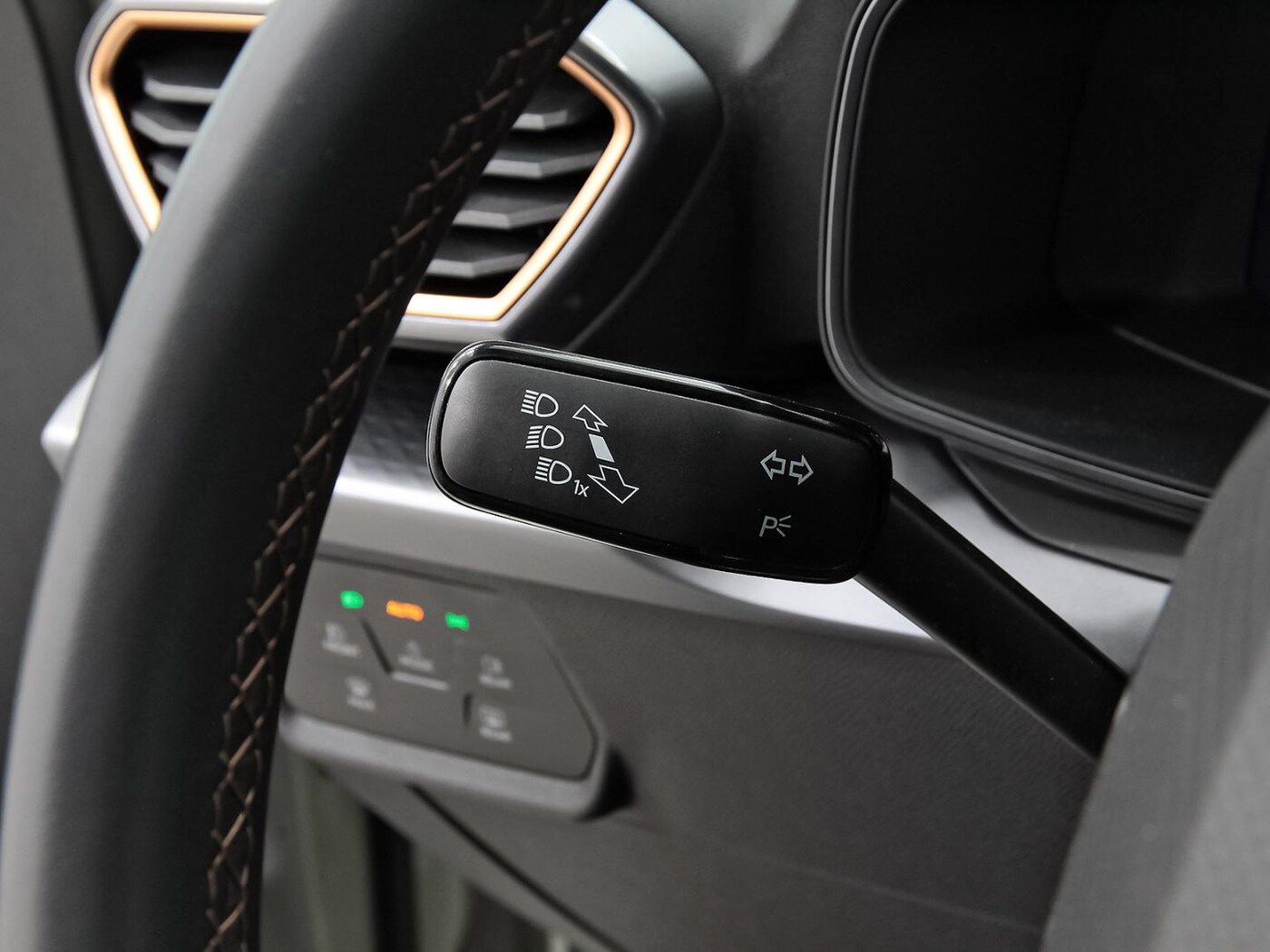 CUPRA Leon León 1.5 eTSI DSG 110 kW (150 CV) — photo 14