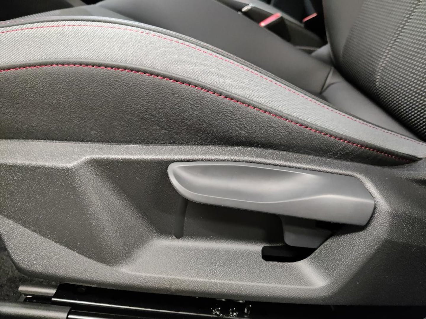 Bild über Audi A1 allstreet 35 TFSI S tronic - für weitere Informationen kontaktieren Sie den Audi Partner