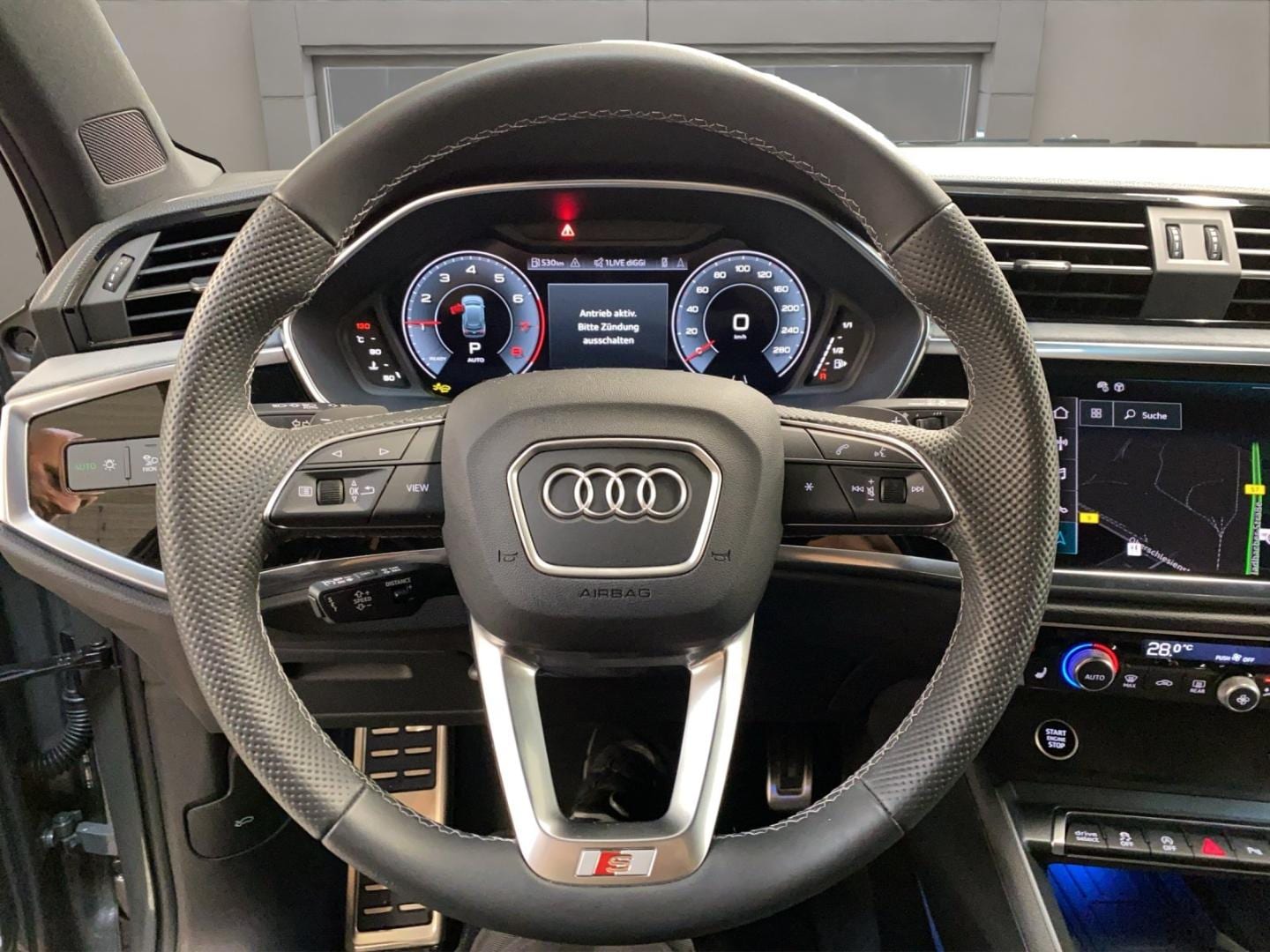 Bild über Audi Q3 TFSI quattro 140 kW S tronic - für weitere Informationen kontaktieren Sie den Audi Partner