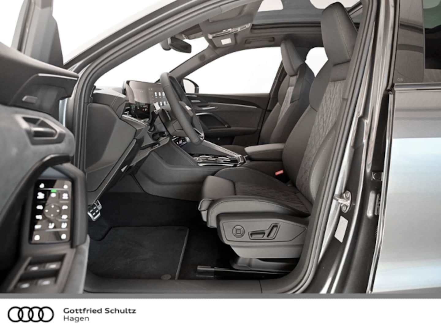 Bild über Audi Q5 SUV TDI quattro 220 kW S tronic - für weitere Informationen kontaktieren Sie den Audi Partner