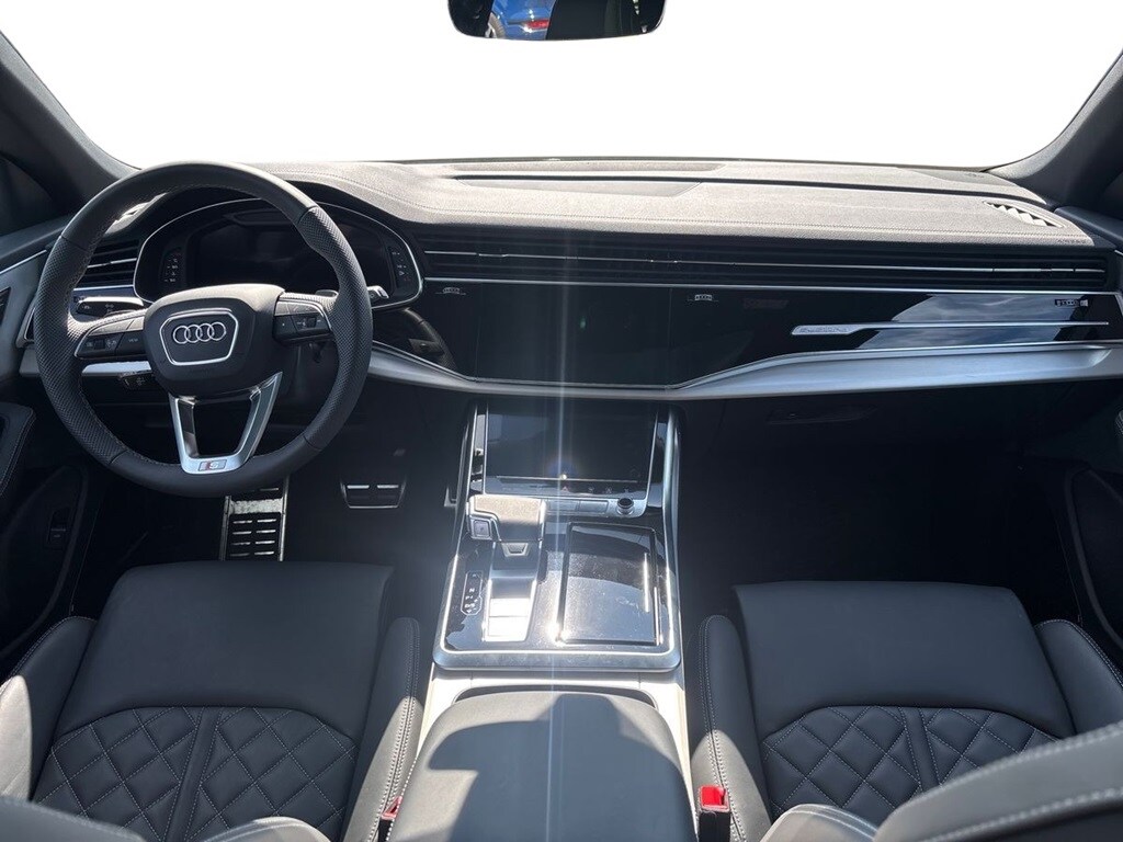 Bild som visar&nbsp;Audi Q8 SUV&nbsp;Q8 SUV 50 TDI quattro 286 hk tiptronic - för mer information kontakta din Audi Partner