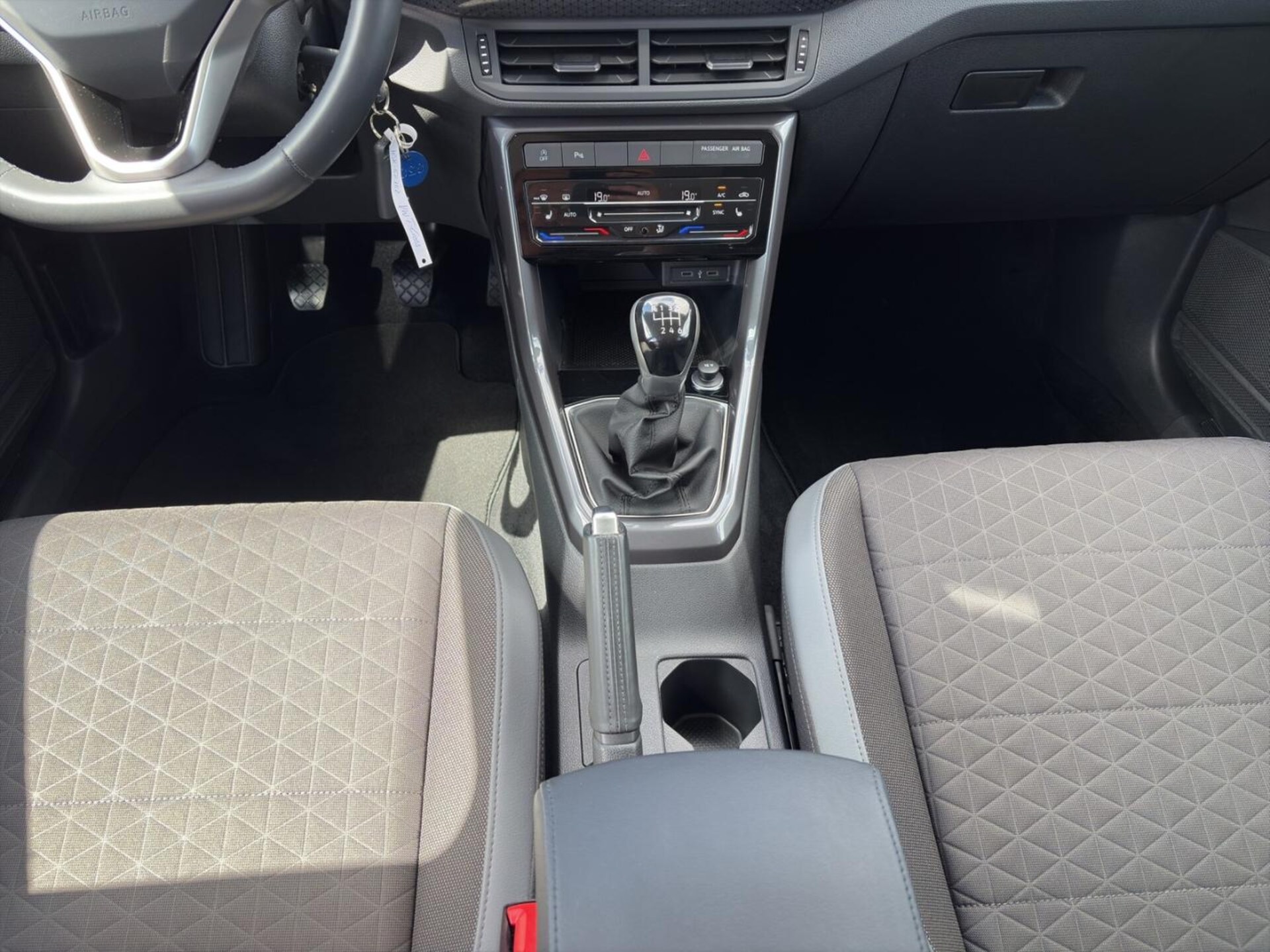 Volkswagen T-Cross Style