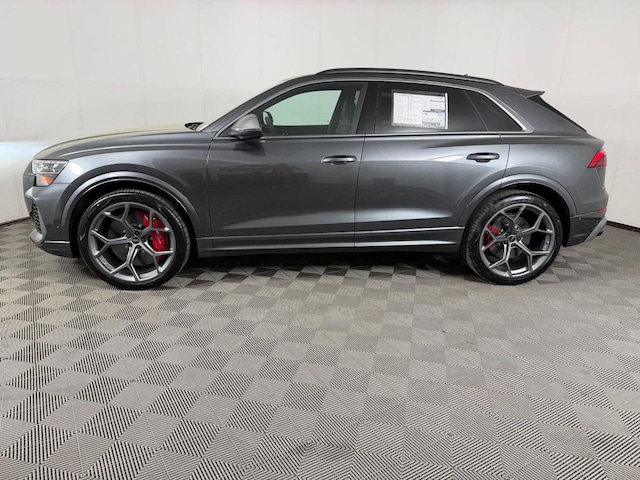 2026 Audi RS Q8 SUV performance
