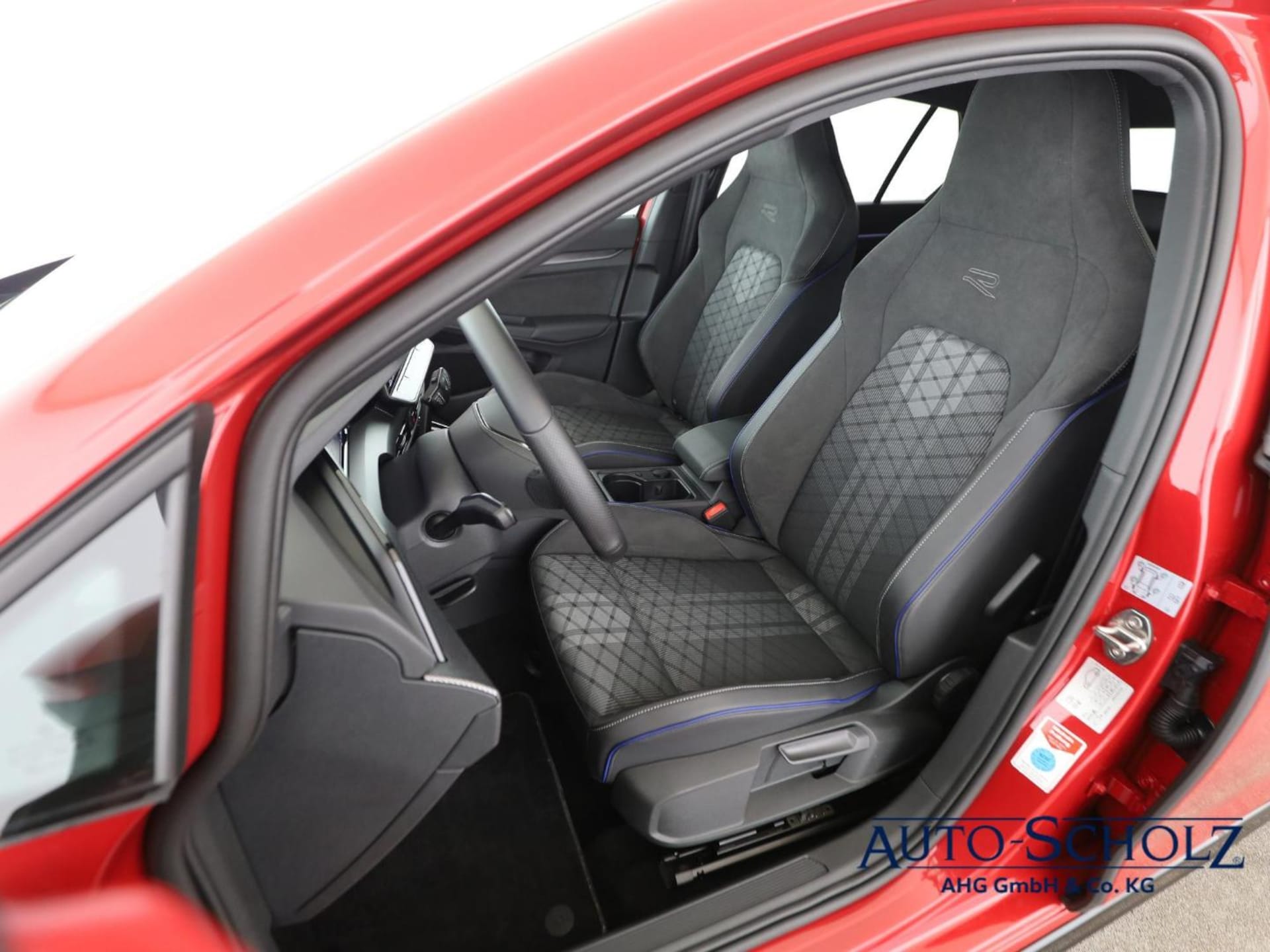 Volkswagen Golf R-Line