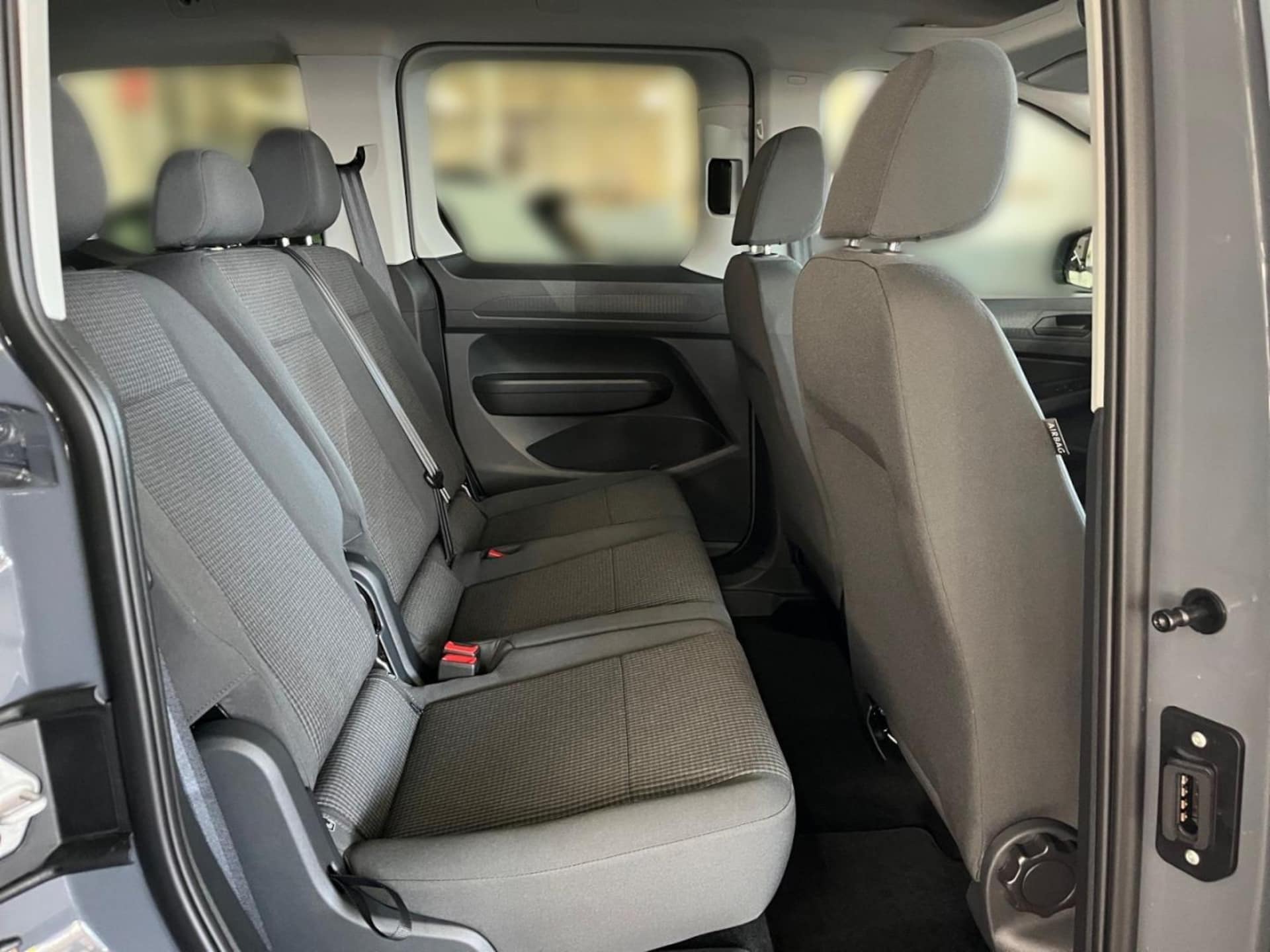 Volkswagen Caddy Basis-Modell