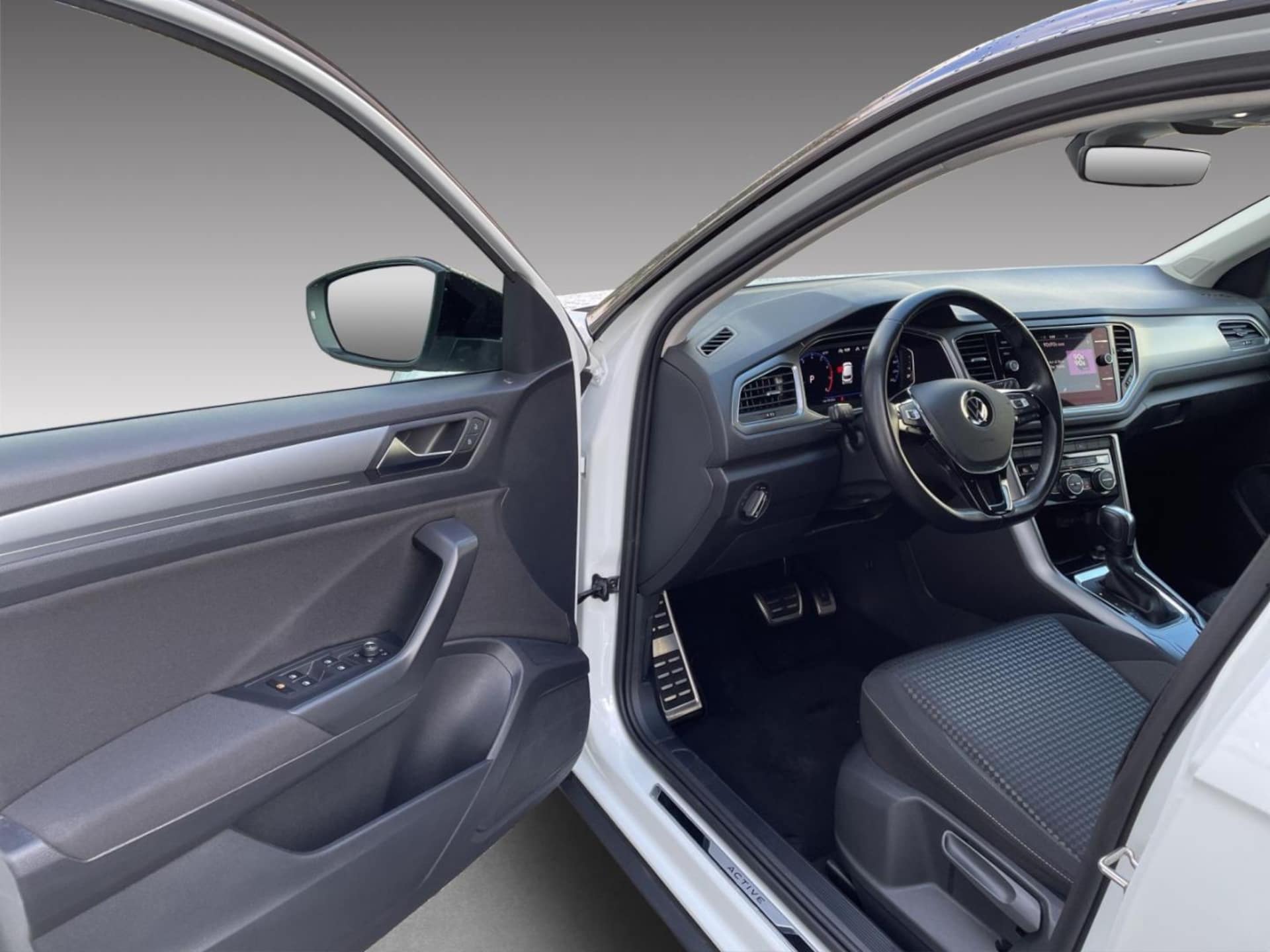 Volkswagen T-Roc Active