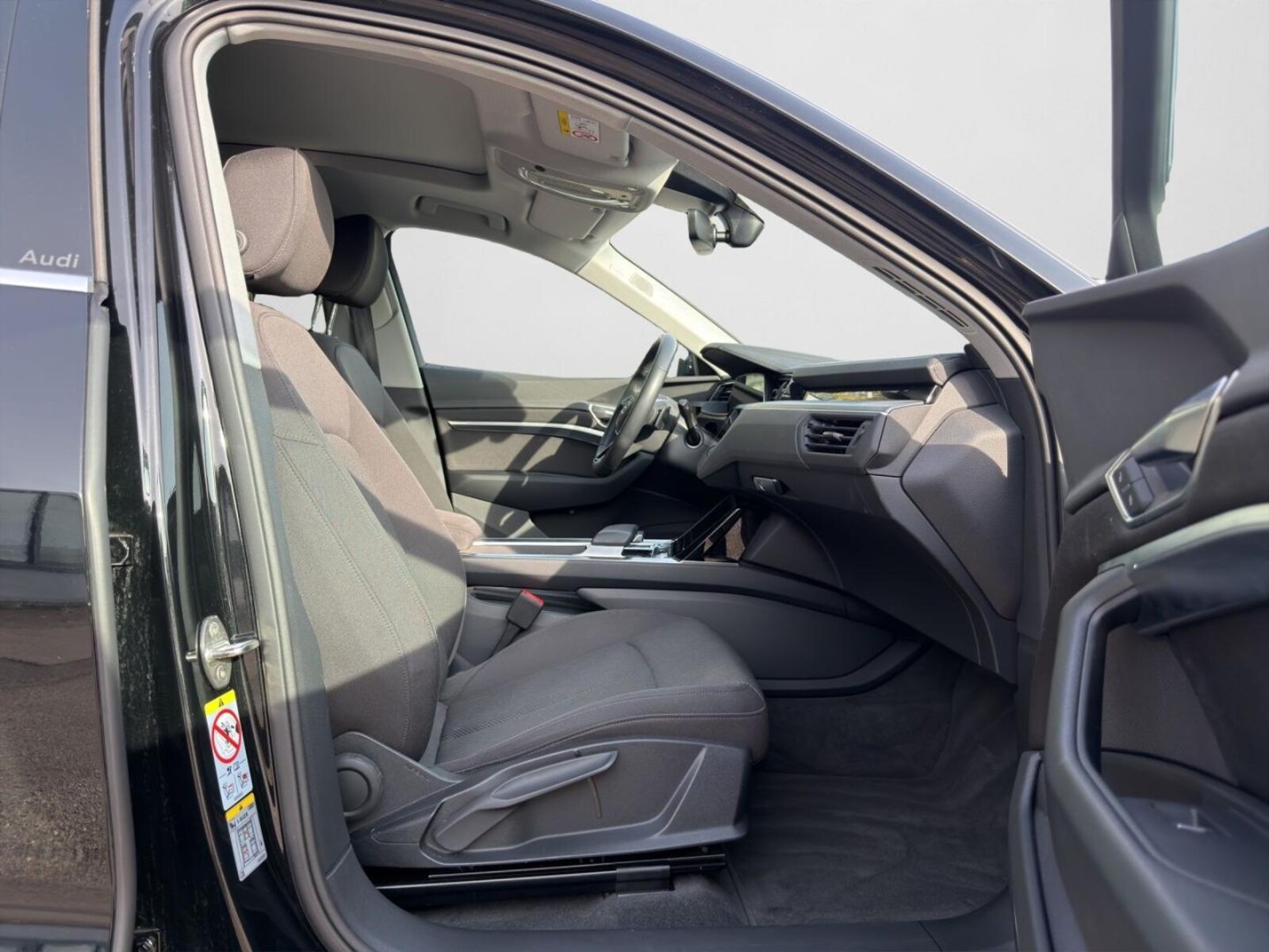 Audi Q8 Sportback e-tron – Bild 4