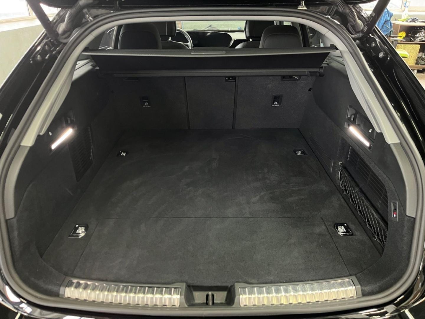 Bild über Audi A6 Avant e-hybrid e-hybrid quattro 220 kW S tronic - für weitere Informationen kontaktieren Sie den Audi Partner