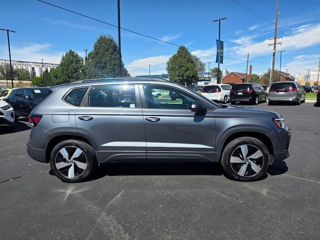 2025 Volkswagen Taos