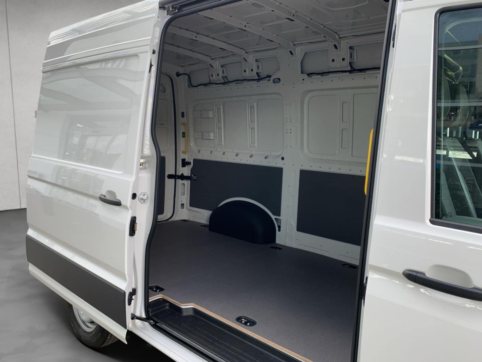 Volkswagen Crafter Kasten mittlerer Radstand