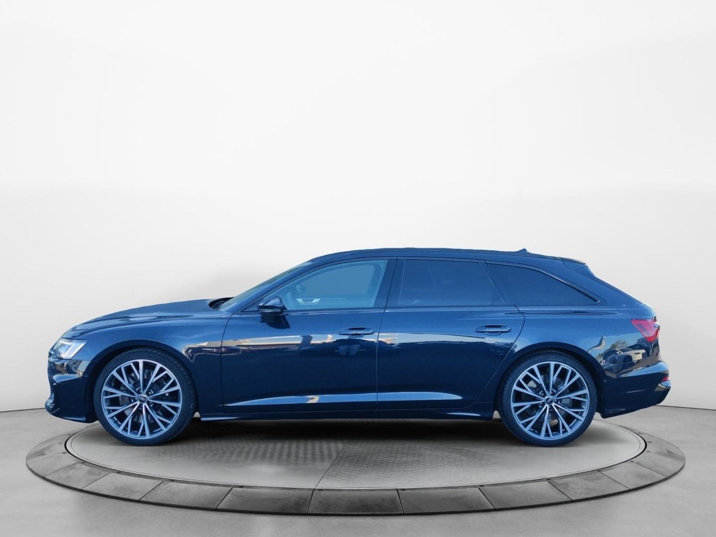 Bild über Audi S6 Avant TDI quattro tiptronic - für weitere Informationen kontaktieren Sie den Audi Partner