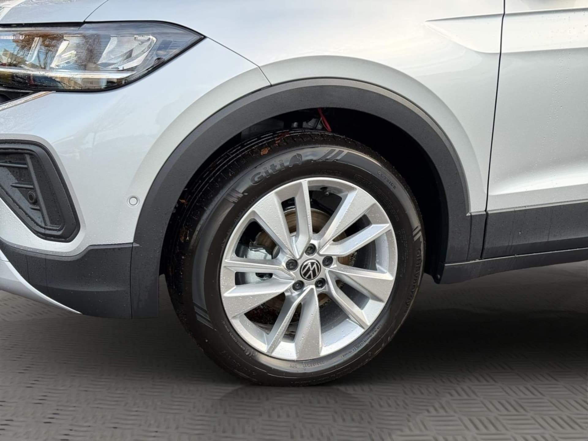 Volkswagen T-Cross Life