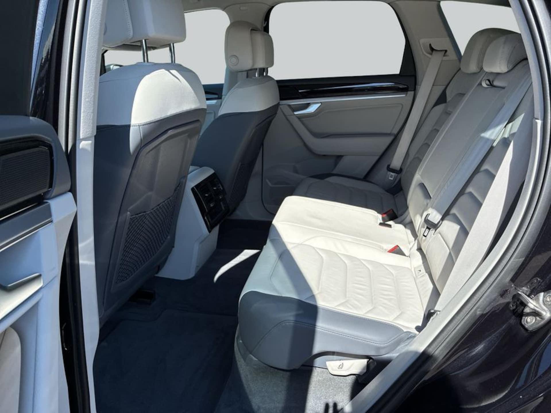 Volkswagen Touareg Basis-Modell