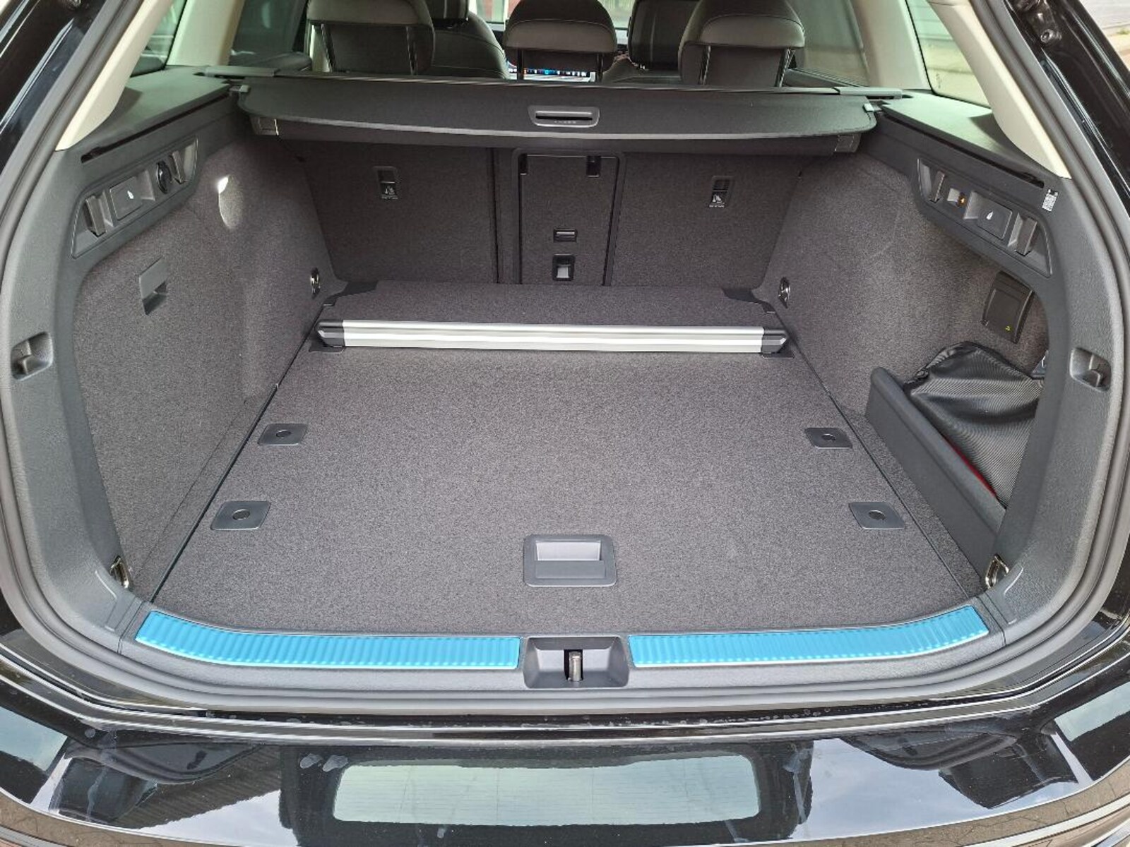 Volkswagen Passat – Bild 21