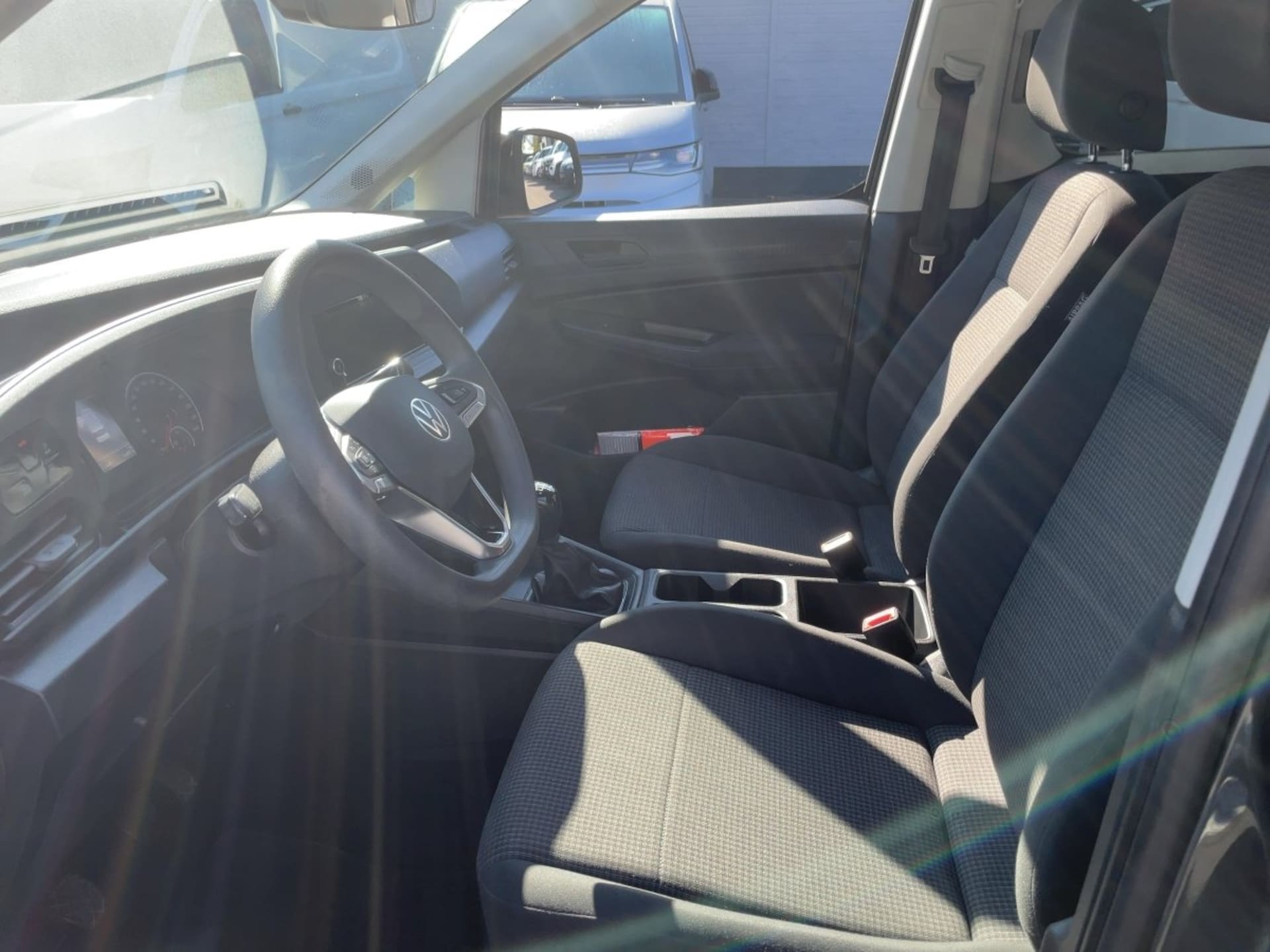 Volkswagen Caddy Basis-Modell
