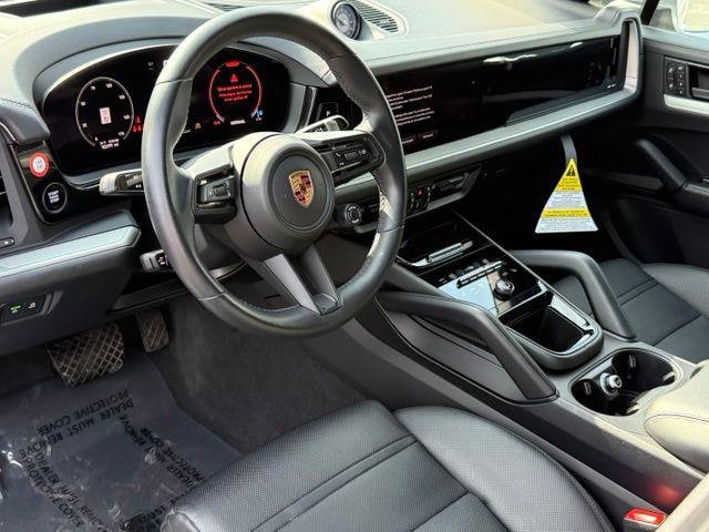 2025 Porsche Cayenne Hybrid