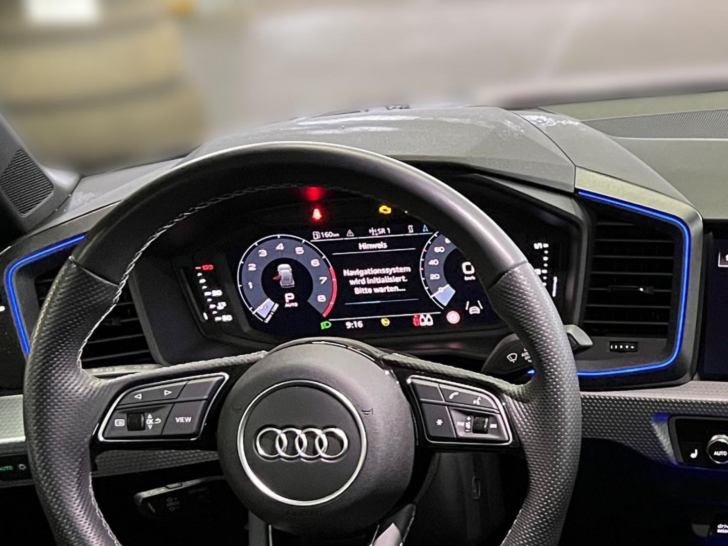 Bild über Audi A1 Sportback S line 30 TFSI S tronic - für weitere Informationen kontaktieren Sie den Audi Partner