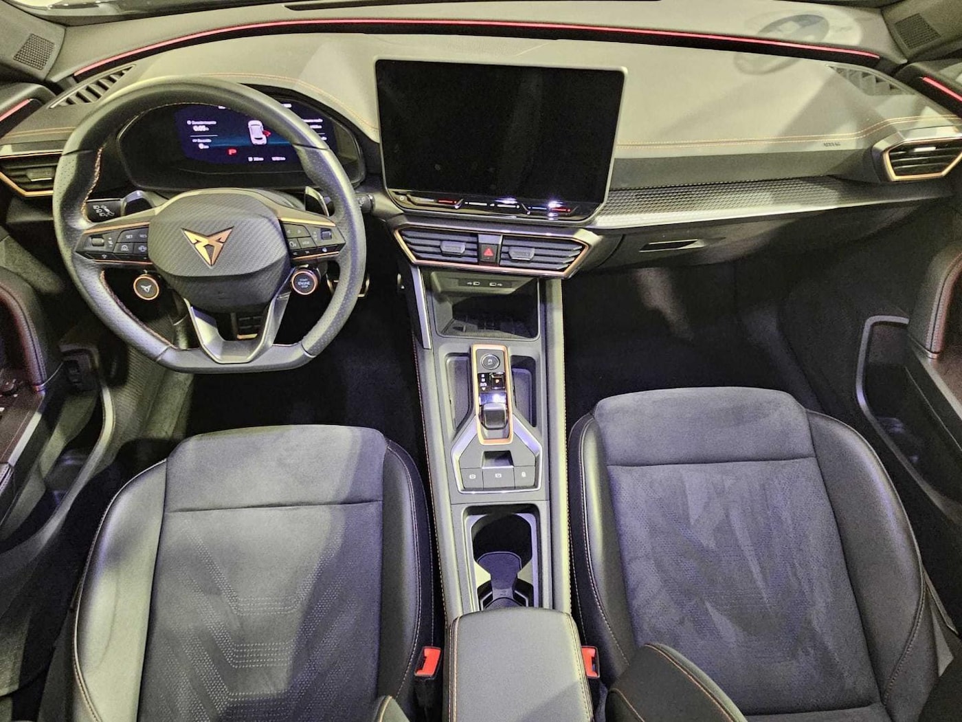 CUPRA Formentor 1.5 eTSI DSG 110 kW (150 CV) — photo 4