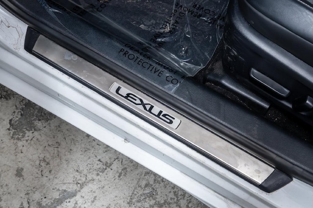 2020 Lexus IS 350 F SPORT - Photo 18