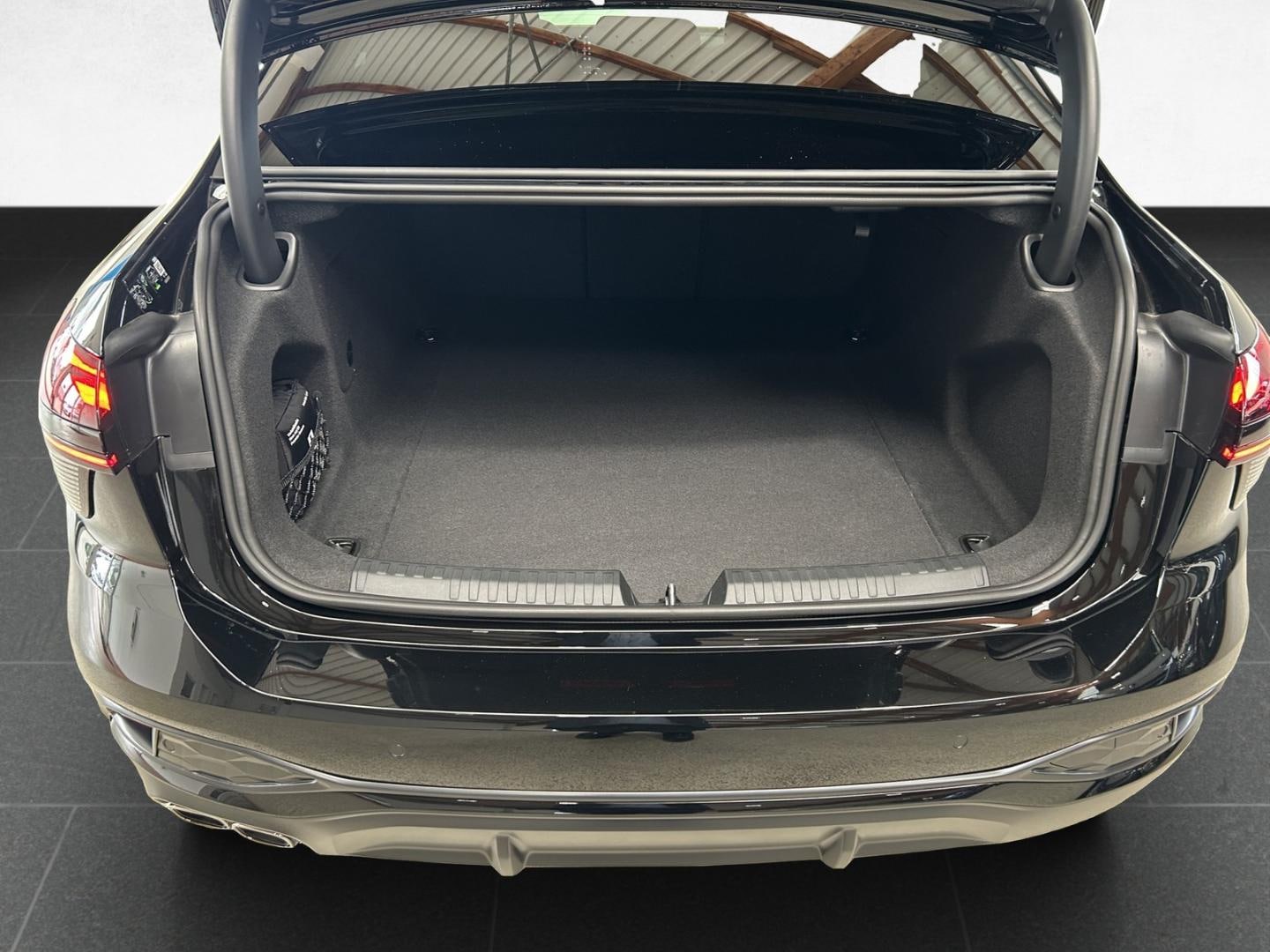 Bild über Audi A6 Limousine edition one TDI quattro 150 kW S tronic - für weitere Informationen kontaktieren Sie den Audi Partner
