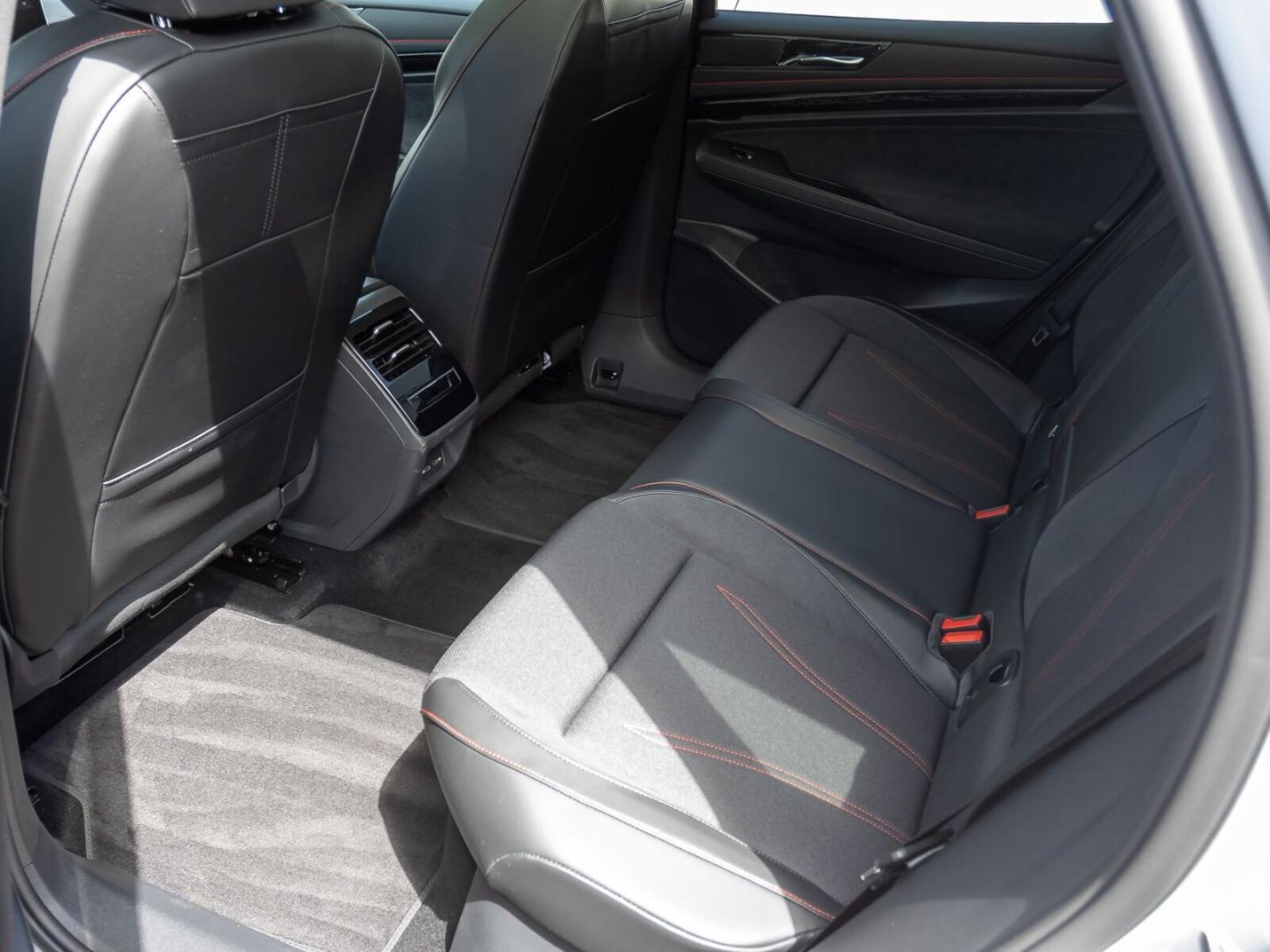 Volkswagen ID.7 Tourer – Bild 17