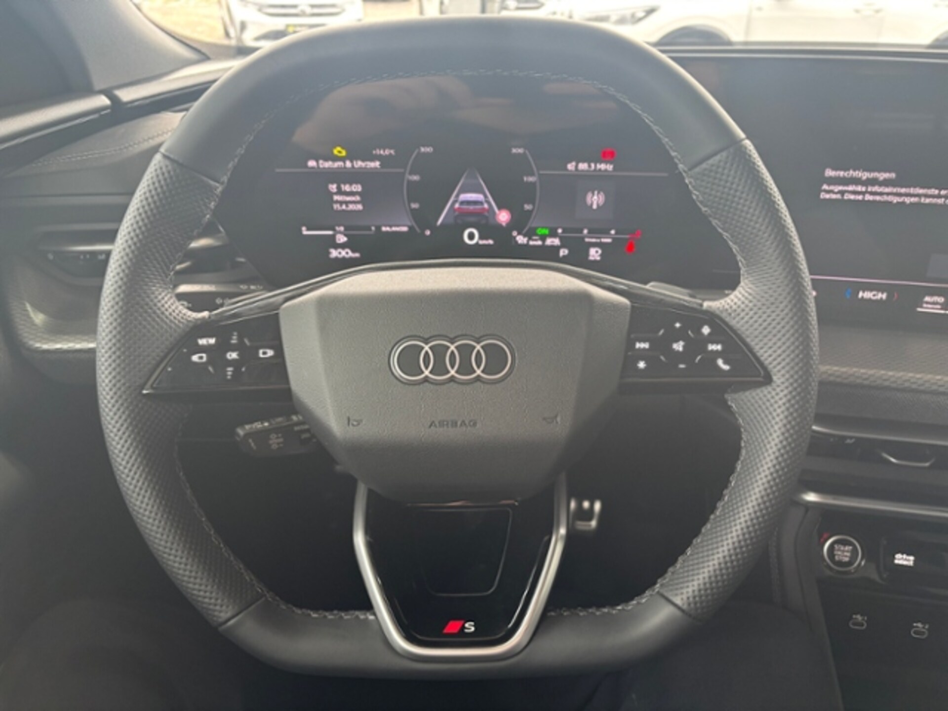 Audi Q5 Sportback edition one