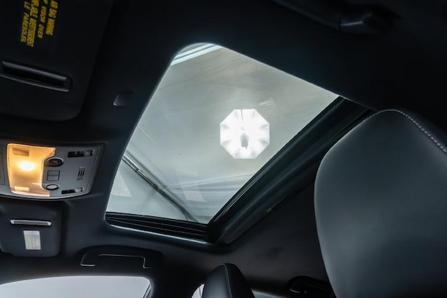 2020 Lexus IS 350 F SPORT - Photo 28
