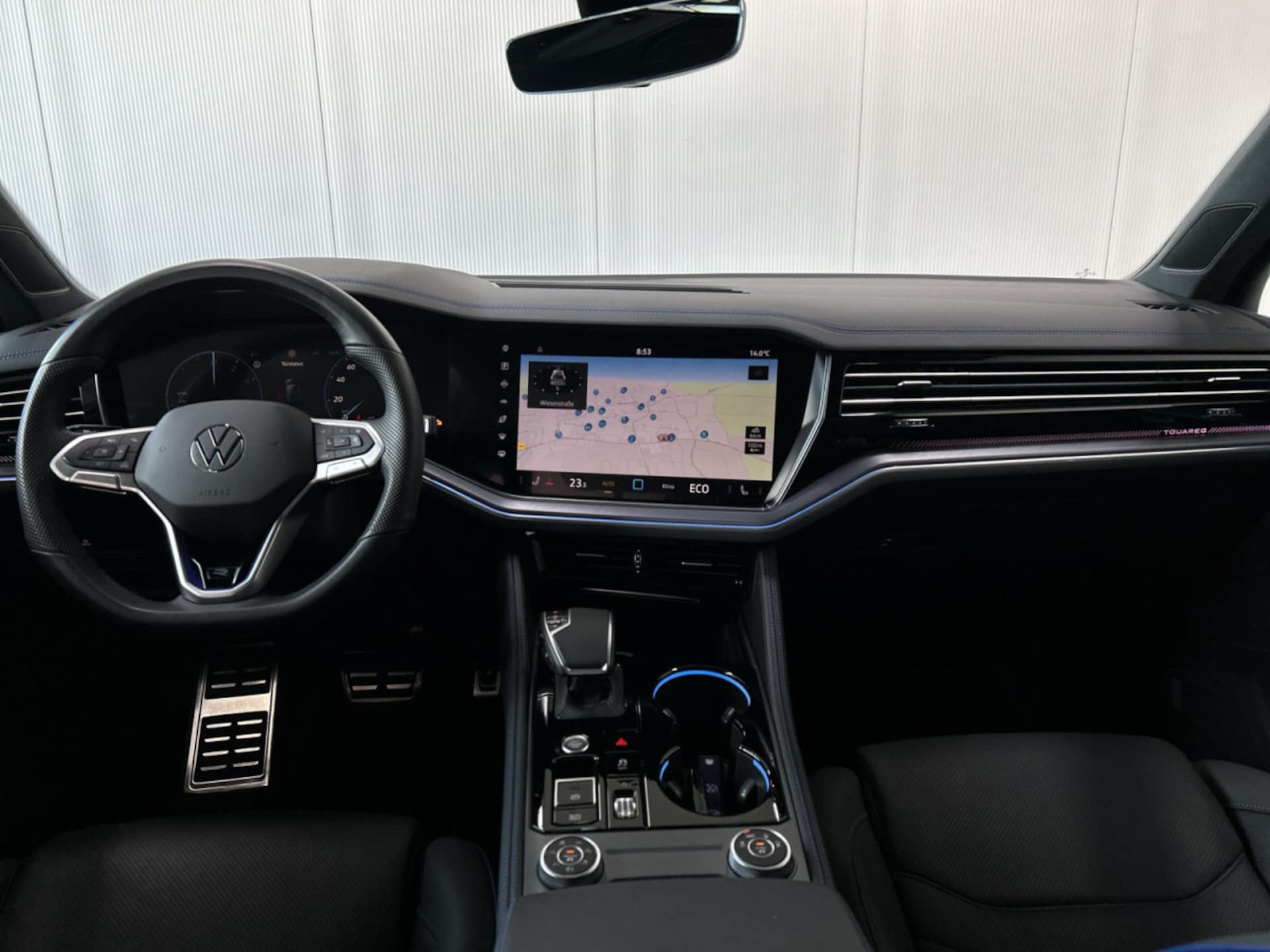 Volkswagen Touareg R