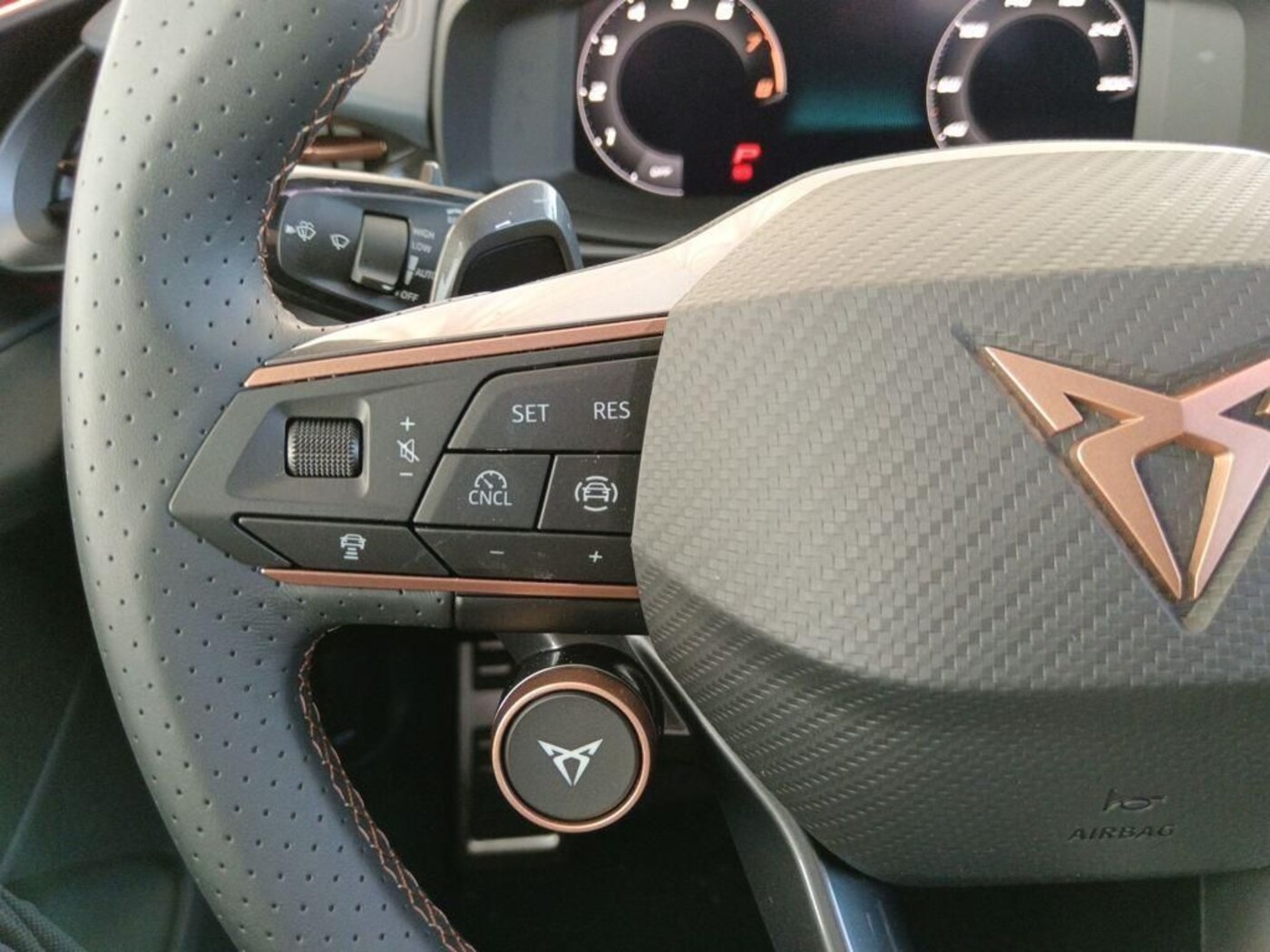 CUPRA Terramar 1.5 eTSI DSG 110 kW (150 CV) — photo 11