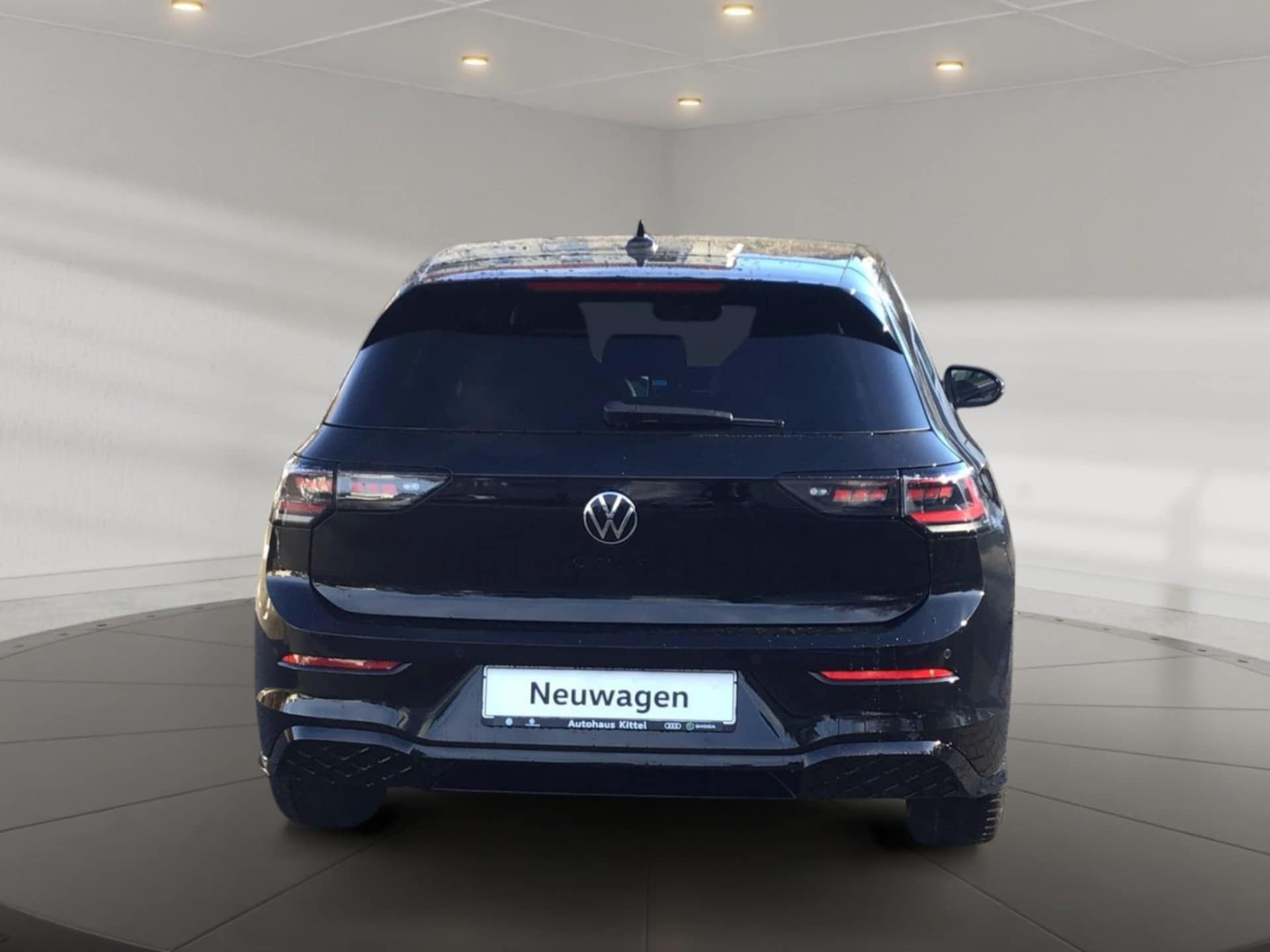 Volkswagen Golf R-Line