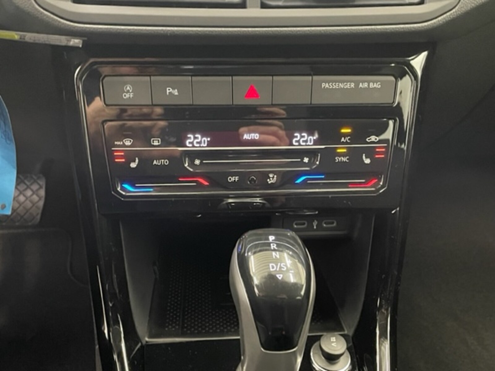 Volkswagen T-Cross – Bild 11