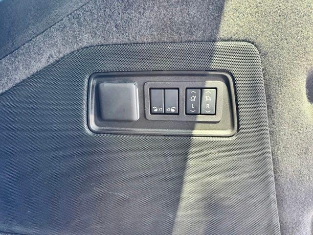2025 Cadillac Escalade Sport - Photo 11