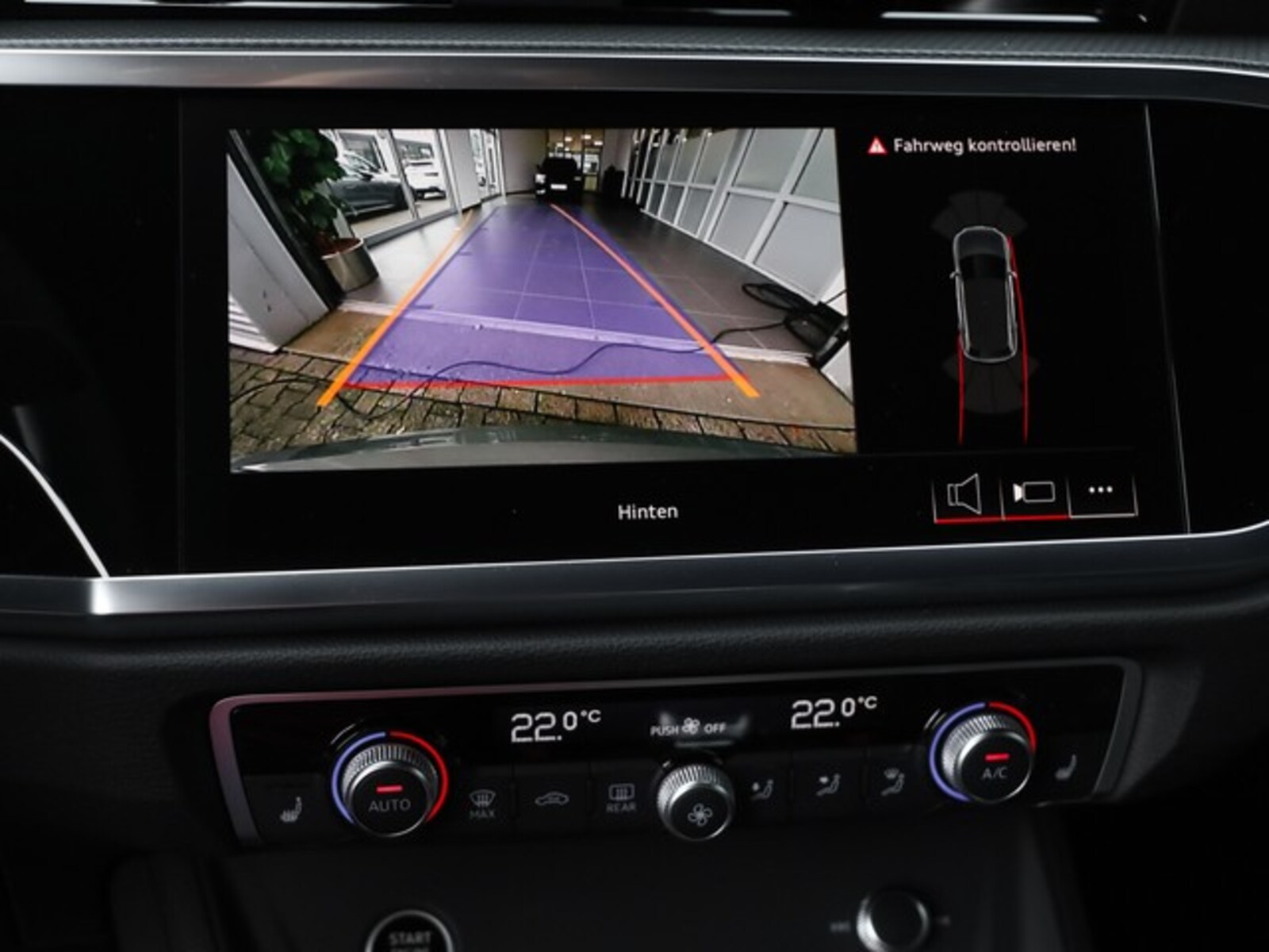 Audi Q3 – Bild 12