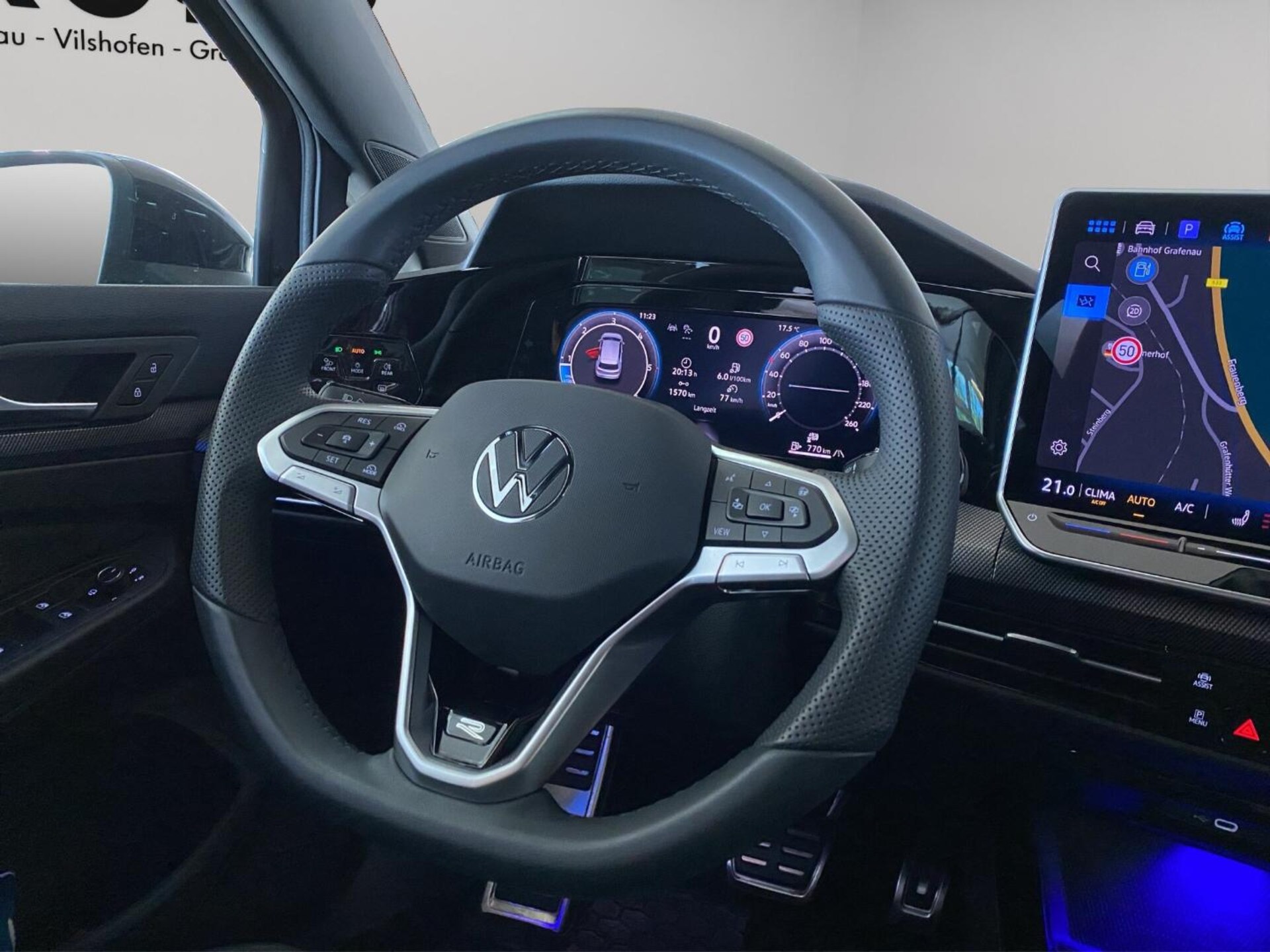 Volkswagen Golf R-Line