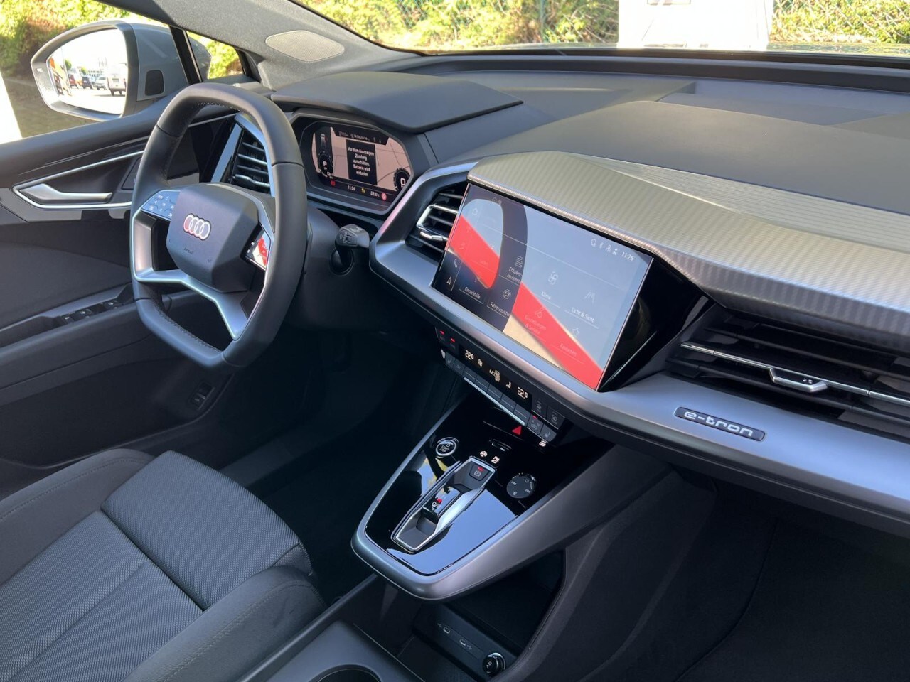 Image about Audi Q4 e-tron 40 e-tron