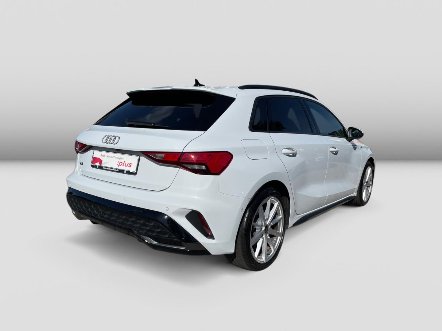Bild über Audi A3 Sportback S line 35 TFSI S tronic - für weitere Informationen kontaktieren Sie den Audi Partner