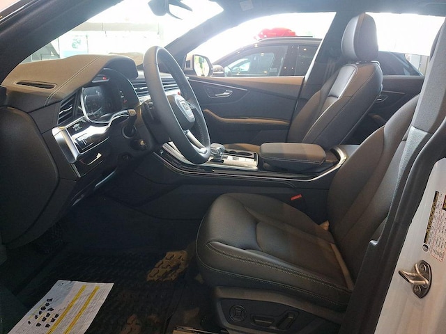 2026 Audi Q8 Premium Plus - Photo 7