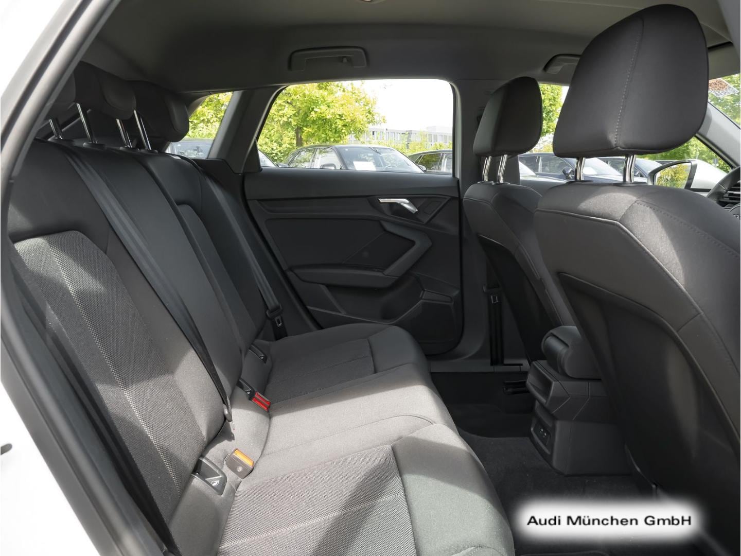 Bild über Audi A3 Sportback advanced 30 TFSI S tronic - für weitere Informationen kontaktieren Sie den Audi Partner