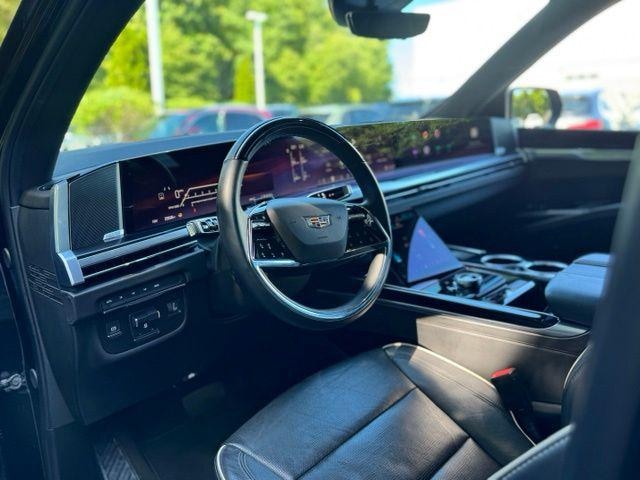 2025 Cadillac Escalade Sport - Photo 22