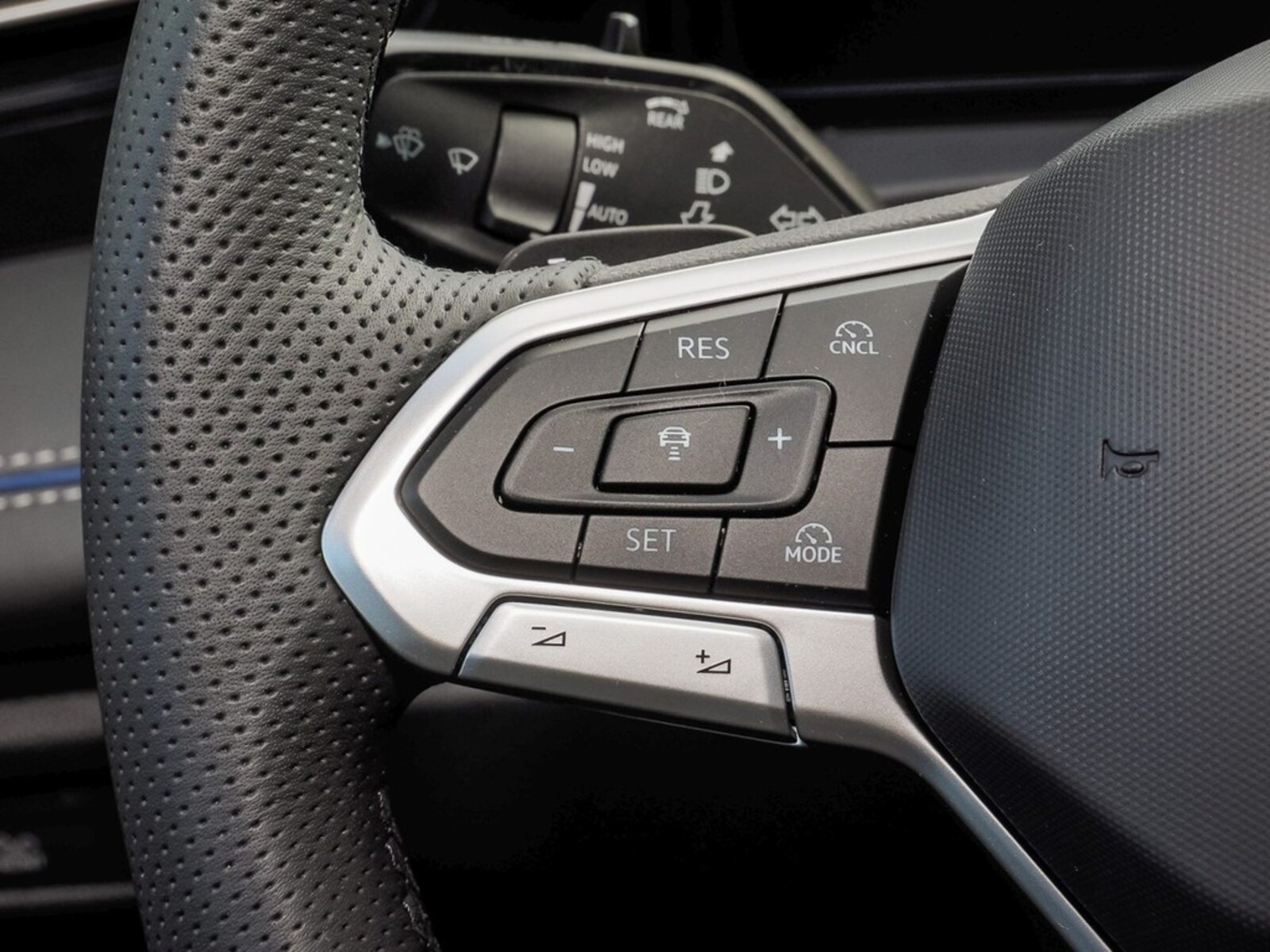 Volkswagen Tiguan – Bild 17