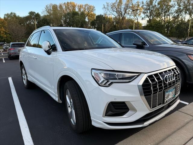 Used 2022 Audi Q3 Premium Plus with VIN WA1BUCF34N1030680 for sale in Minneapolis, Minnesota