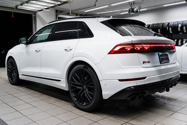2026 Audi SQ8