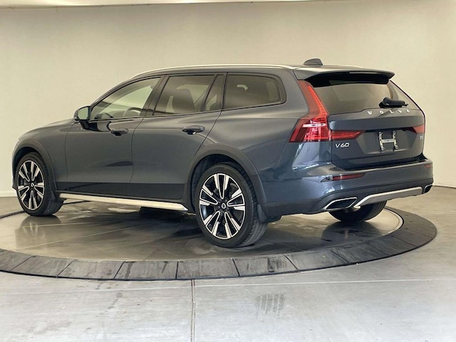 2020 Volvo V60 Cross Country