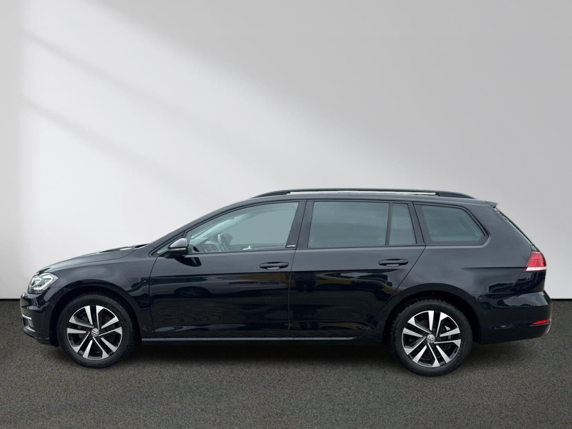 Volkswagen Golf Variant United