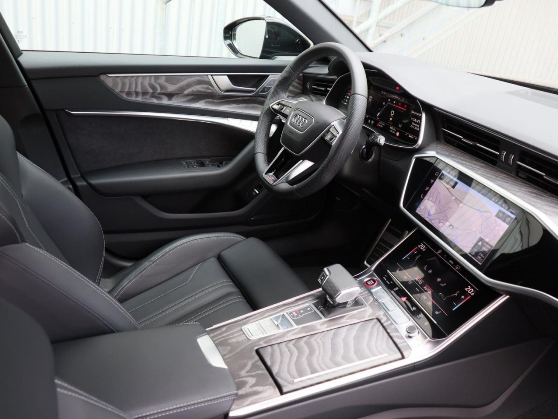 Audi S6 Avant