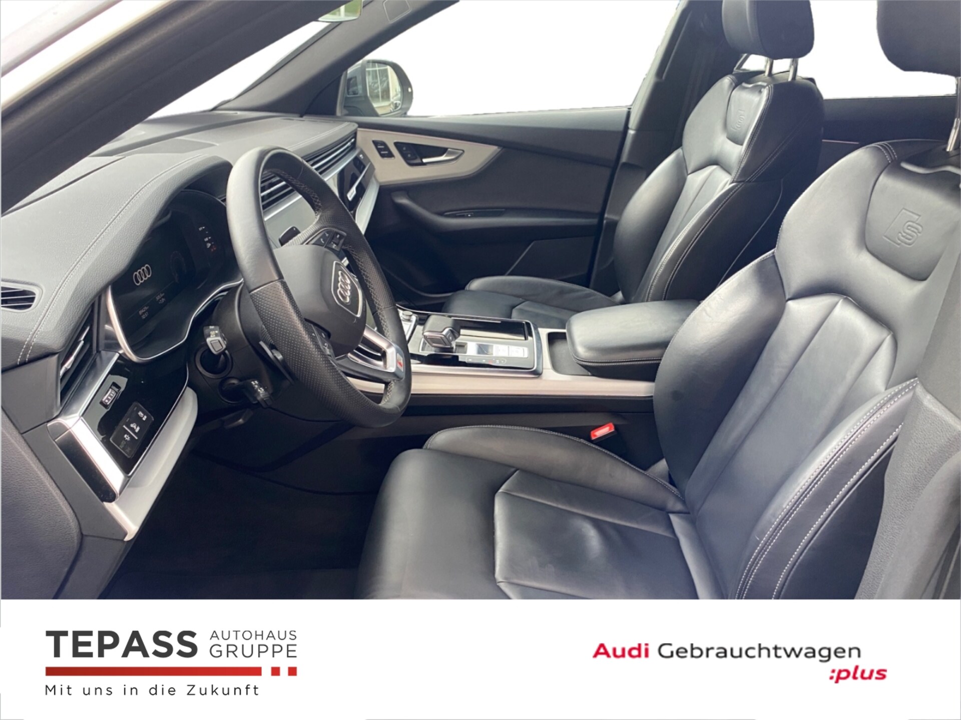 Audi SQ8 SUV